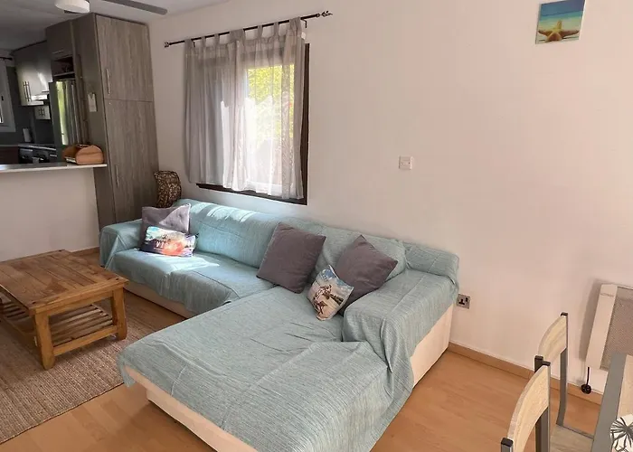 Aphrodite's Gardens Entire Townhouse 400 M To The Sea *