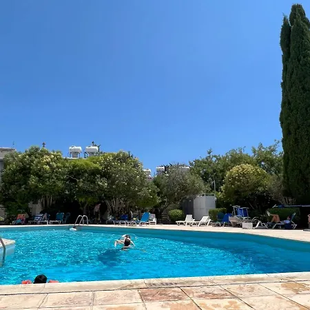 Aphrodite's Gardens Entire Townhouse 400 M To The Sea Paphos